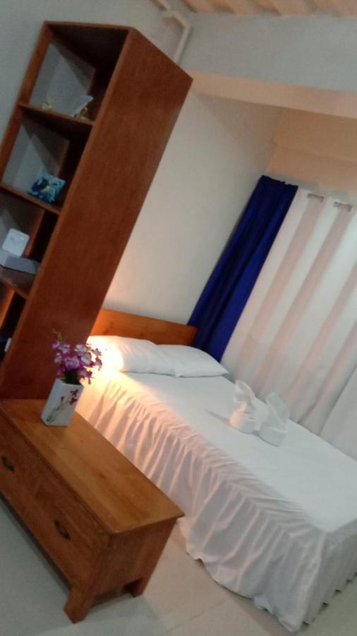 Makan Jamil Transient Home Manila Exteriör bild